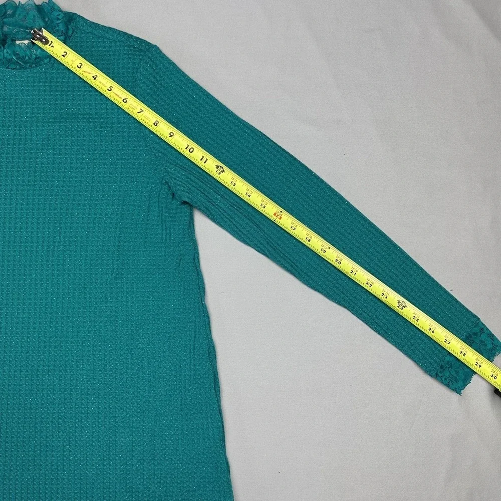 LOGO Lori Goldstein Sweater Womens Small Lace Waffle Tunic Pullover Top‎ Pockets